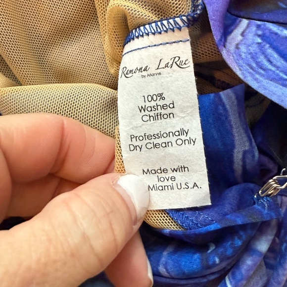 Arianne Ramona LaRue Kaftan Lilac Print Limited Addition | Size: XS/S - Picture 5 of 5